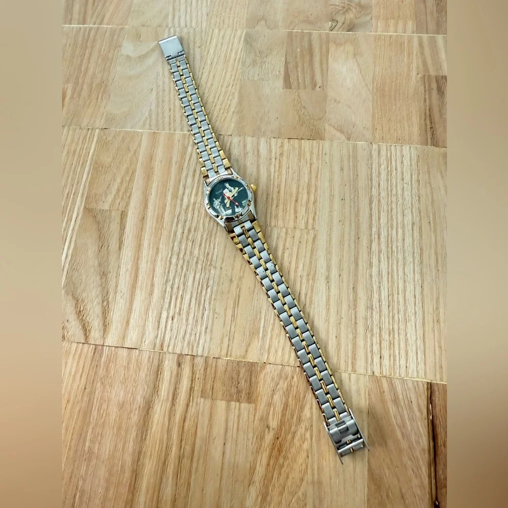Elvis Presley two tone ladies watch NEW BATTERY